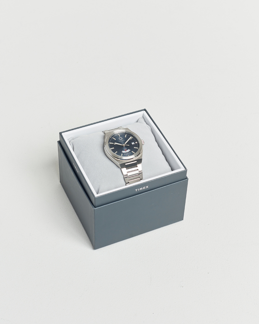 Homme | Timex Q Timex Continental GMT Stainless Steel 39mm Black Dial | Timex | Q Continental GMT Stainless Steel 39mm Black Dial