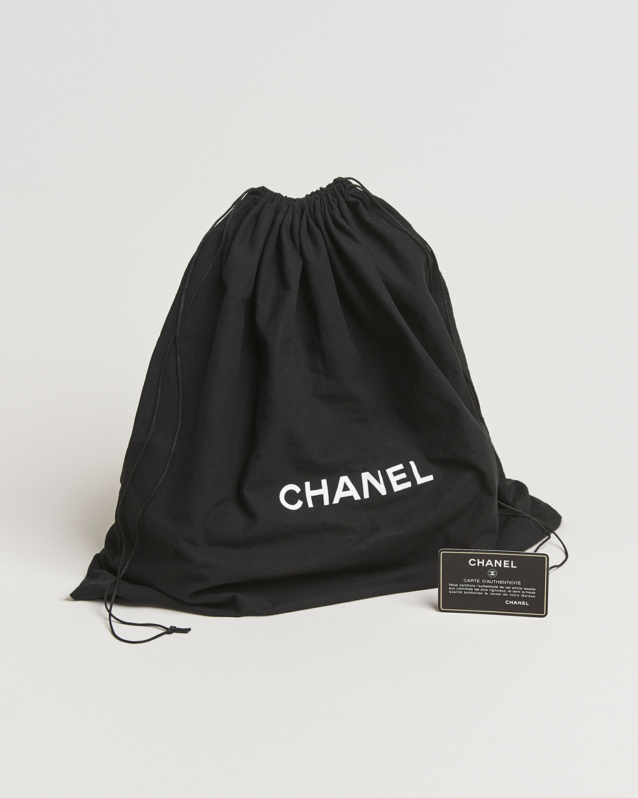 Homme | Chanel Pre-Owned Classic Medium Double Flap Bag Lambskin Black | Chanel Pre-Owned | Classic Medium Double Flap Bag Lambskin Black