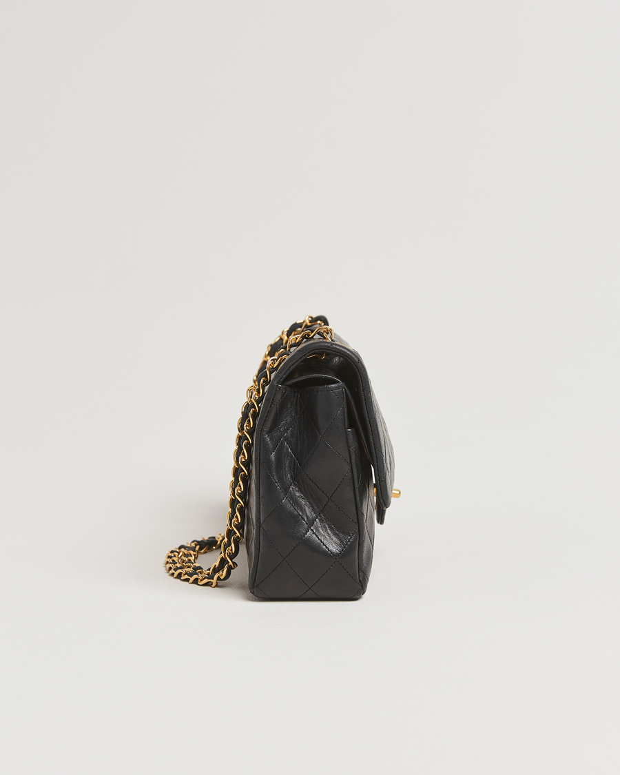 Homme | Chanel Pre-Owned Classic Medium Double Flap Bag Lambskin Black | Chanel Pre-Owned | Classic Medium Double Flap Bag Lambskin Black