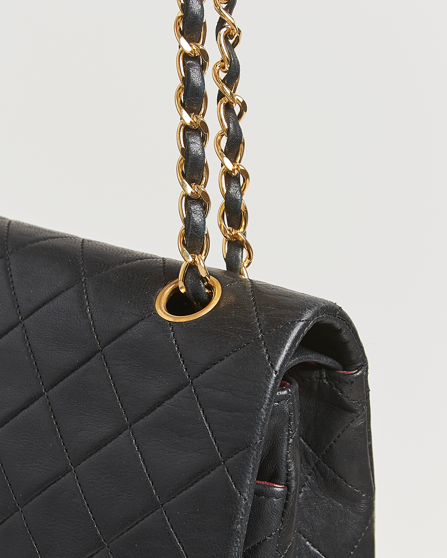 Homme | Chanel Pre-Owned Classic Medium Double Flap Bag Lambskin Black | Chanel Pre-Owned | Classic Medium Double Flap Bag Lambskin Black