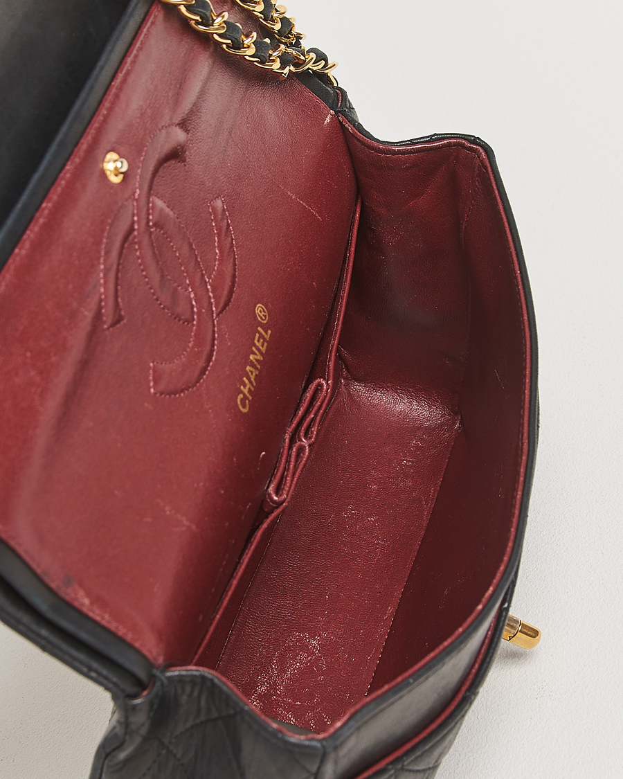 Homme | Chanel Pre-Owned Classic Medium Double Flap Bag Lambskin Black | Chanel Pre-Owned | Classic Medium Double Flap Bag Lambskin Black