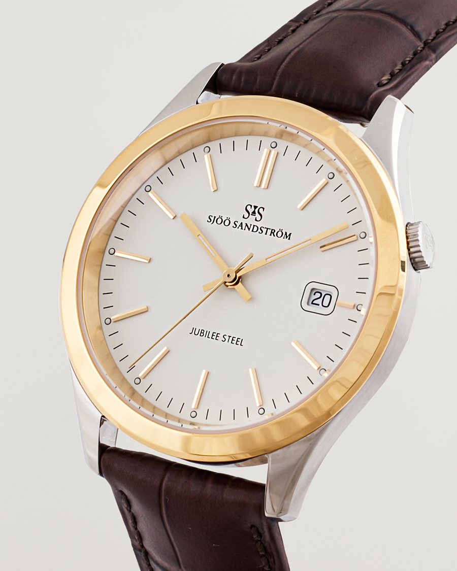 Homme | Sjöö Sandström Jubilee Steel Quartz 40mm Gold Bezel White/Brown Calf | Sjöö Sandström | Jubilee Steel Quartz 40mm Gold Bezel White/Brown Calf