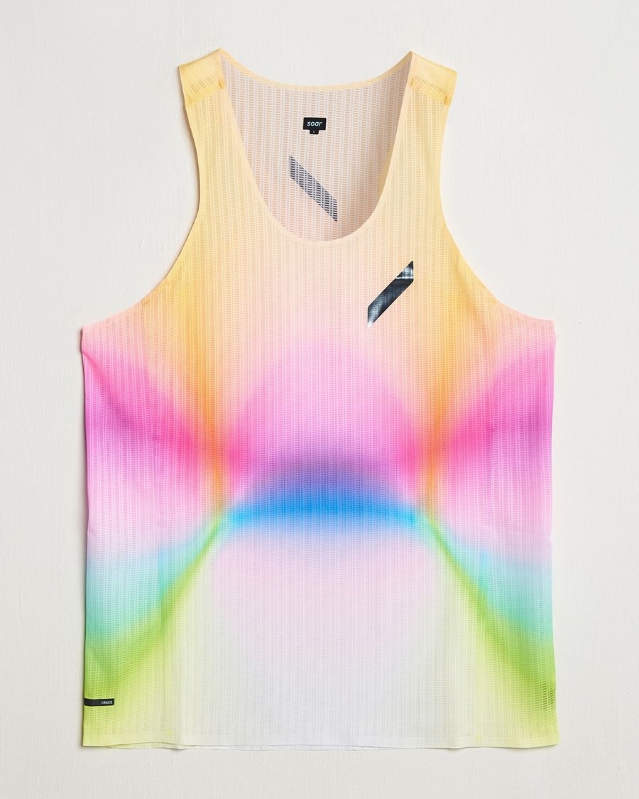Homme | T-shirts | SOAR Running | Race Vest Summer Rainbow