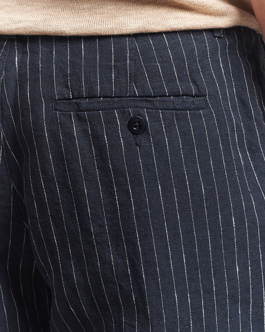 Homme | Pantalons | GANT | Relaxed Fit Linen Pinstriped Trousers Darkened Navy