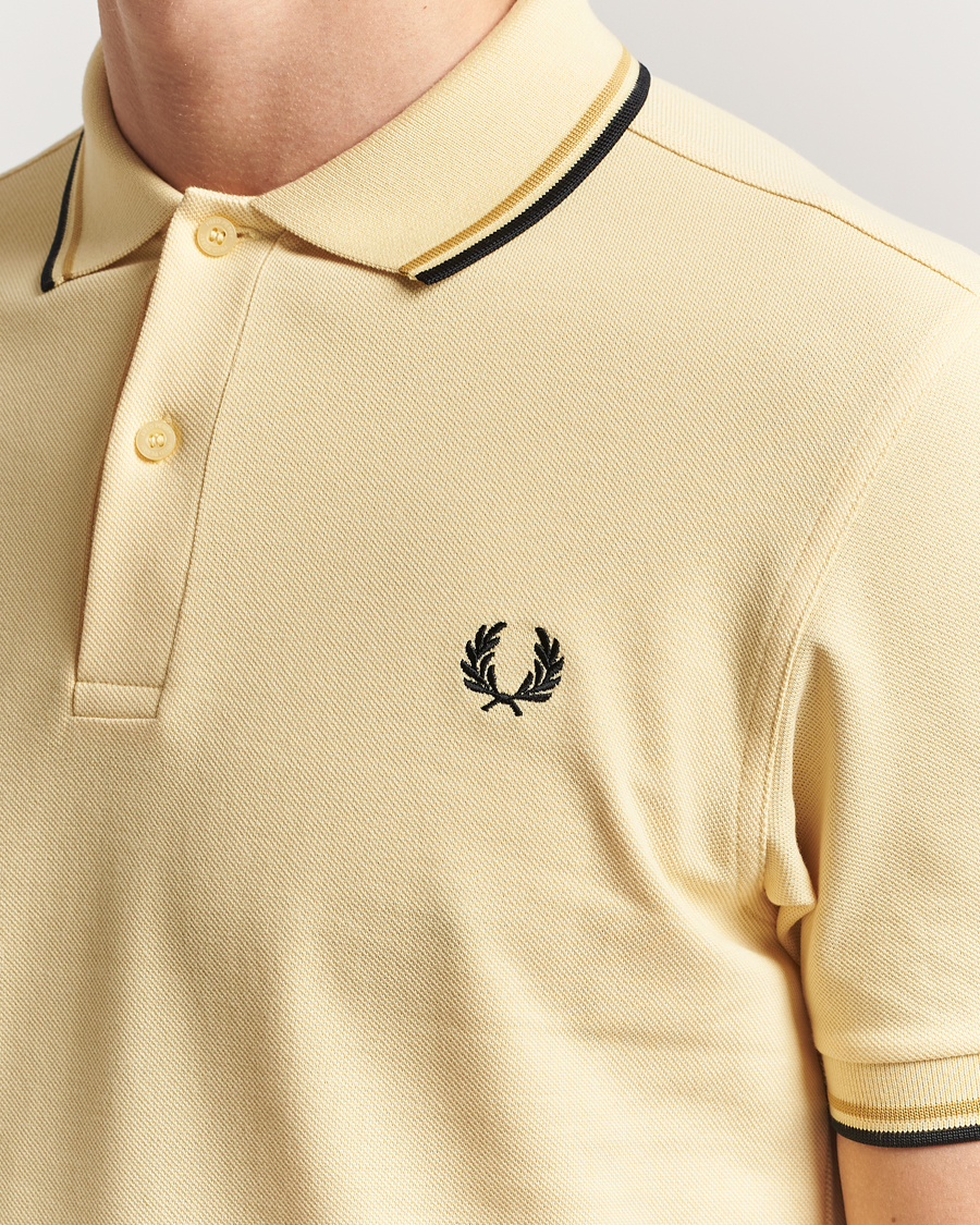 Homme | Polos | Fred Perry | Twin Tipped Polo Shirt Yellow
