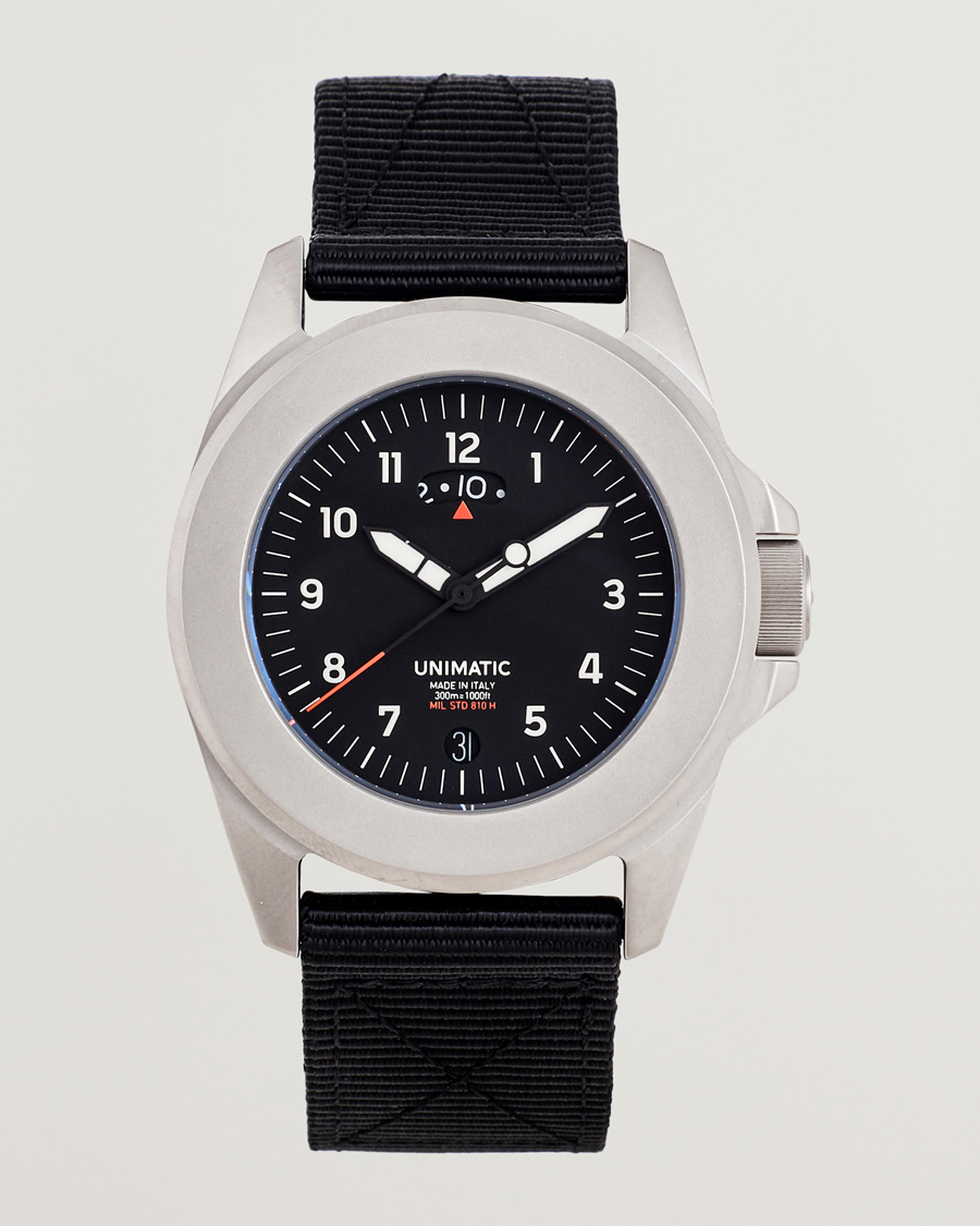 Homme | UNIMATIC UT4 GMT Toolwatch Black | UNIMATIC | UT4 GMT Toolwatch Black