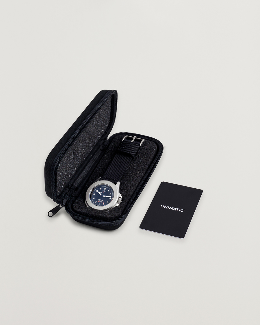 Homme | UNIMATIC UT4 GMT Toolwatch Black | UNIMATIC | UT4 GMT Toolwatch Black