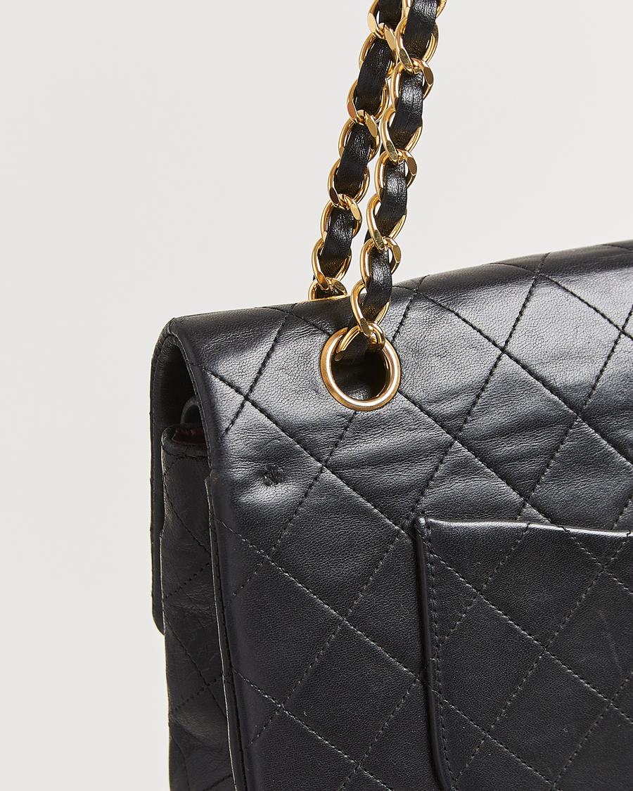 Homme | Chanel Pre-Owned Classic Medium Double Flap Bag Lambskin Black | Chanel Pre-Owned | Classic Medium Double Flap Bag Lambskin Black