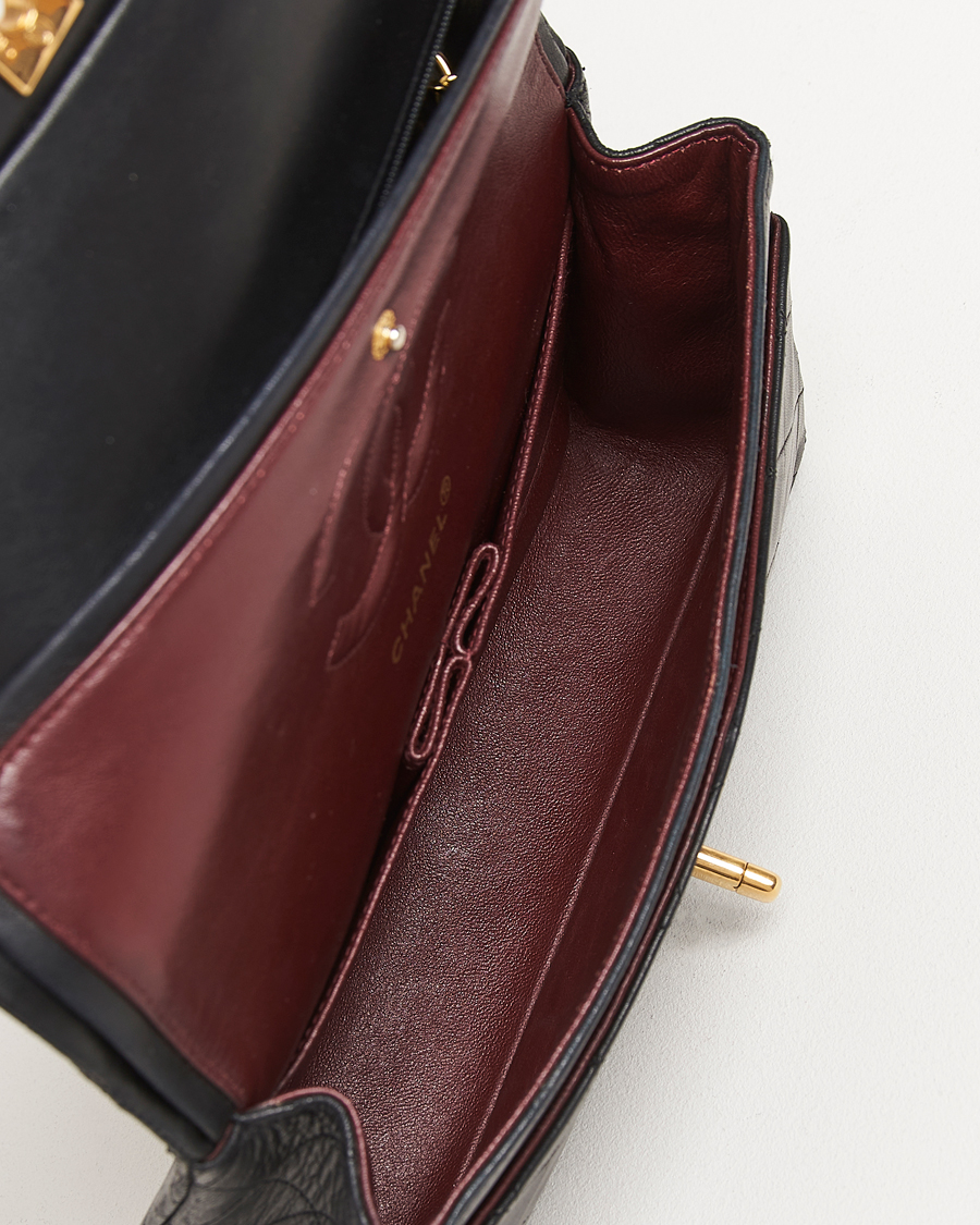 Homme | Chanel Pre-Owned Classic Medium Double Flap Bag Lambskin Black | Chanel Pre-Owned | Classic Medium Double Flap Bag Lambskin Black