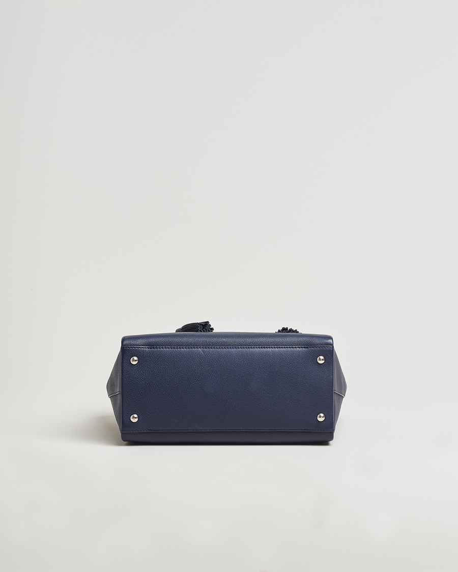 Homme | Louis Vuitton Pre-Owned LockMeTo Handbag Calfskin Navy | Louis Vuitton Pre-Owned | LockMeTo Handbag Calfskin Navy