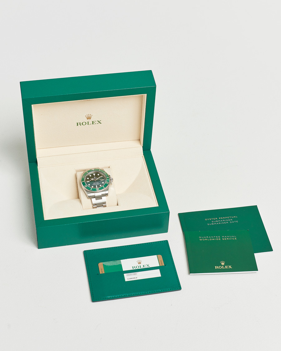 Homme | Rolex Pre-Owned Submariner Date Hulk | Rolex Pre-Owned | Submariner Date Hulk