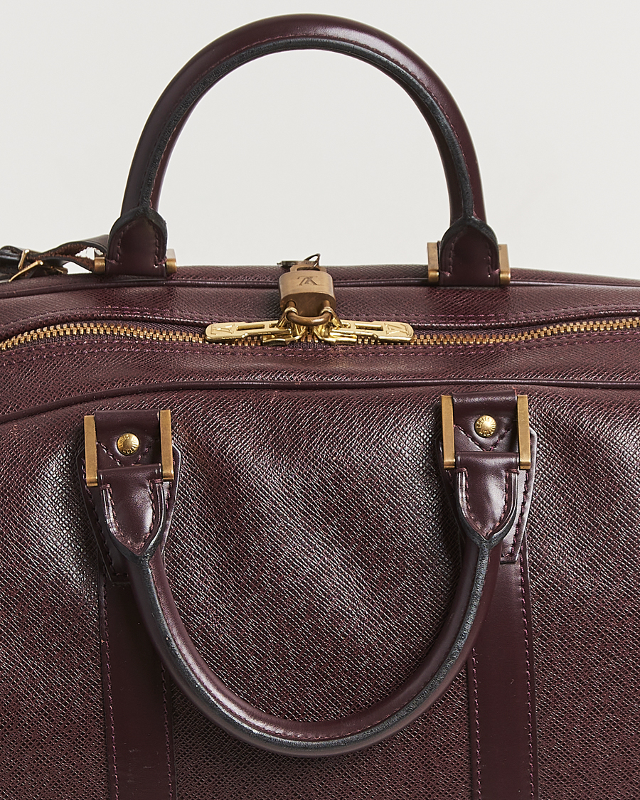 Homme | Louis Vuitton Pre-Owned Taiga Kendall PM Brown | Louis Vuitton Pre-Owned | Taiga Kendall PM Brown