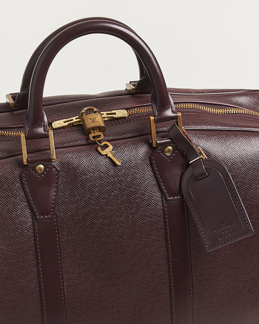 Homme | Louis Vuitton Pre-Owned Taiga Kendall PM Brown | Louis Vuitton Pre-Owned | Taiga Kendall PM Brown