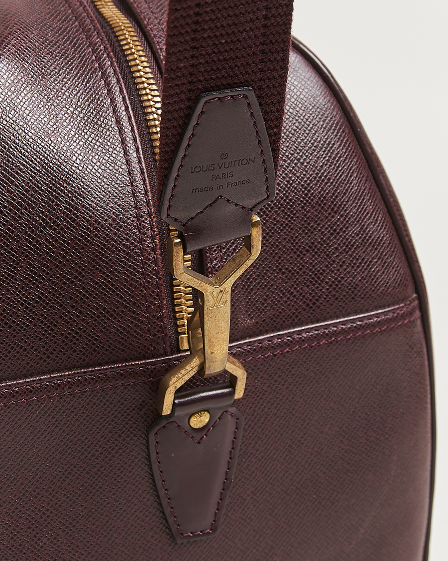 Homme | Louis Vuitton Pre-Owned Taiga Kendall PM Brown | Louis Vuitton Pre-Owned | Taiga Kendall PM Brown