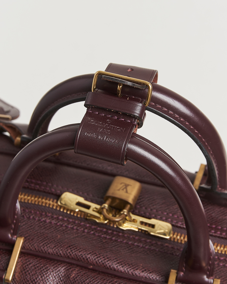 Homme | Louis Vuitton Pre-Owned Taiga Kendall PM Brown | Louis Vuitton Pre-Owned | Taiga Kendall PM Brown