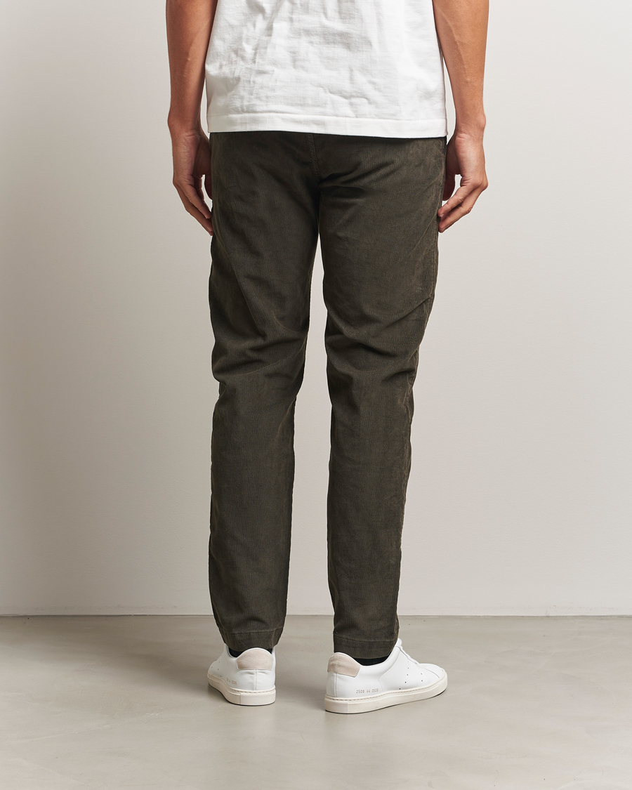 Homme | Pantalons | Levi's | 14W Corduroy Chino Black Olive