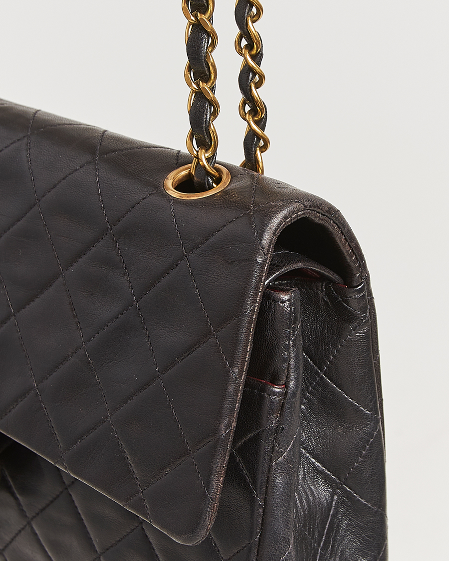 Homme | Chanel Pre-Owned Classic Double Flap Medium Lambskin Black | Chanel Pre-Owned | Classic Double Flap Medium Lambskin Black