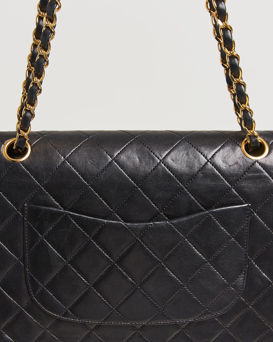 Homme | Chanel Pre-Owned Classic Double Flap Medium Lambskin Black | Chanel Pre-Owned | Classic Double Flap Medium Lambskin Black