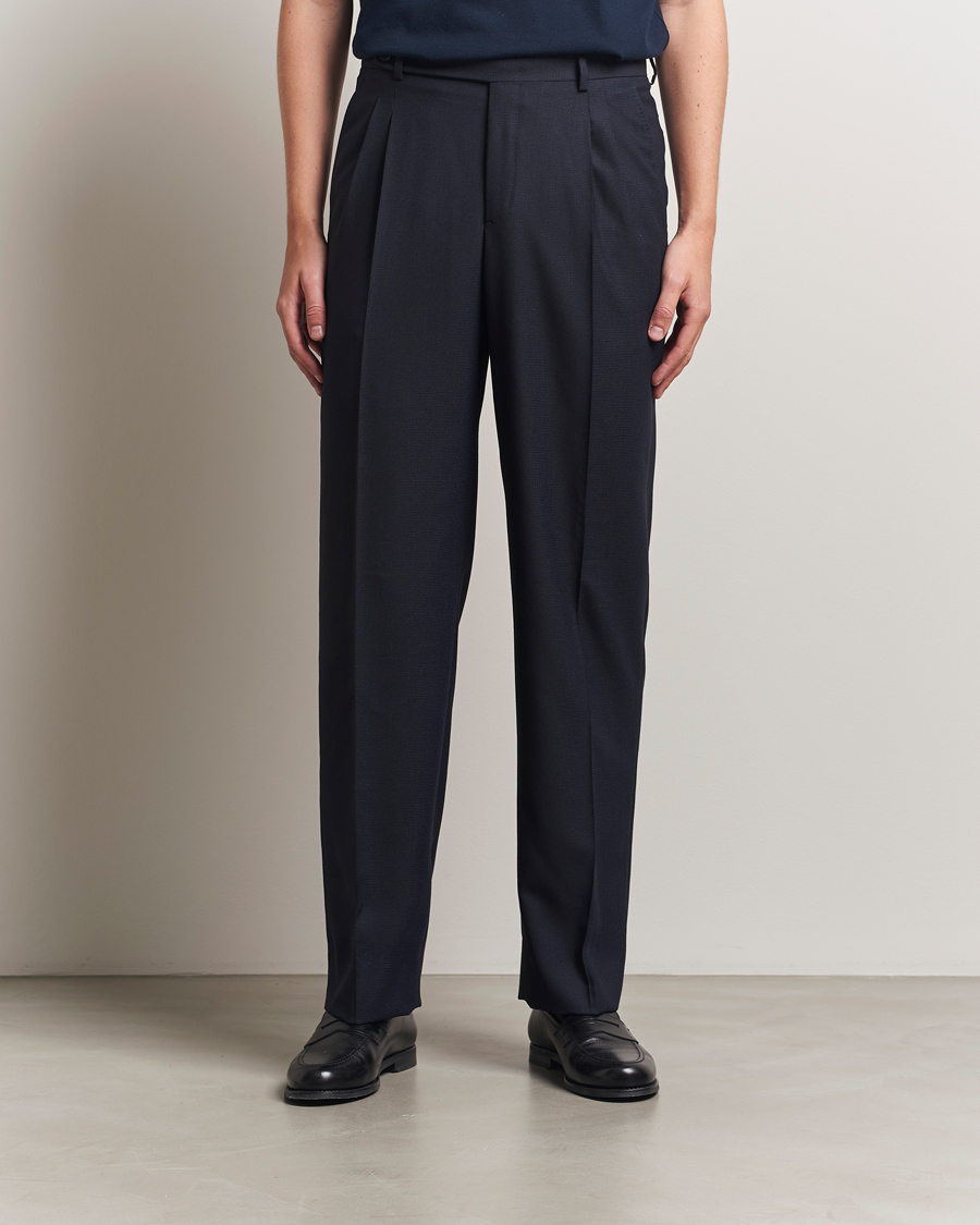 Homme | Pantalons | Brioni | Capri Wool Trousers Navy