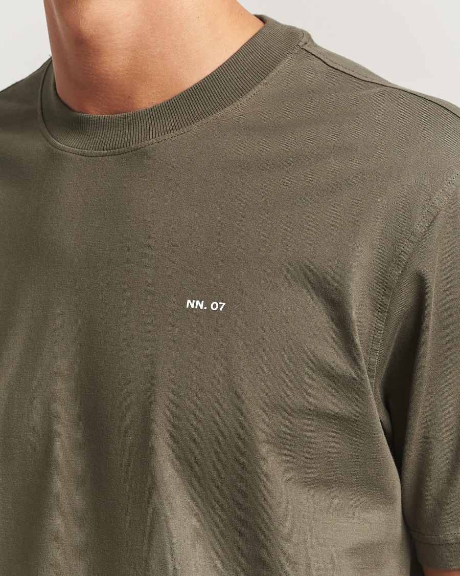 Homme | T-shirts | NN07 | Abel Logo Crew Neck T-Shirt Capers Green