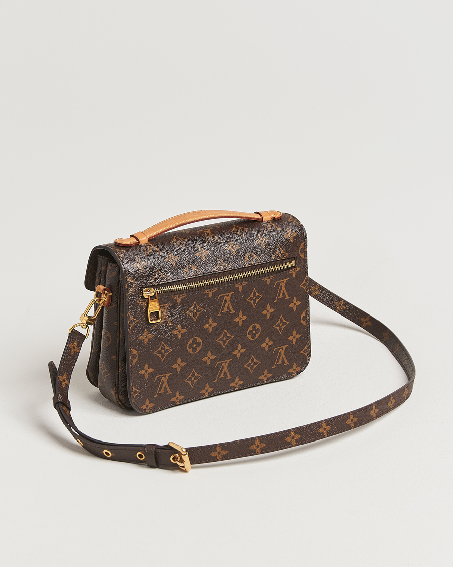 Homme | Louis Vuitton Pre-Owned Pochette Métis Monogram | Louis Vuitton Pre-Owned | Pochette Métis Monogram