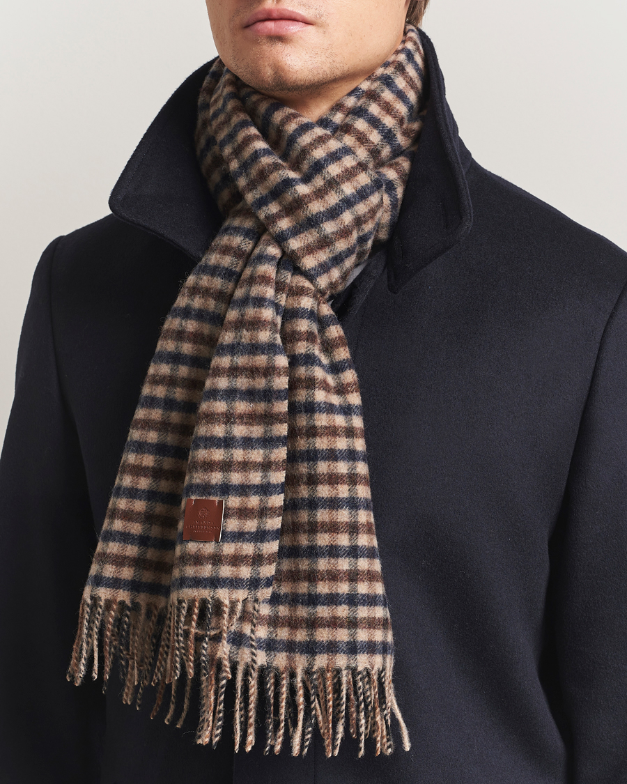 Homme | Amanda Christensen Merino Wool Check Scarf Navy/Beige | Amanda Christensen | Merino Wool Check Scarf Navy/Beige