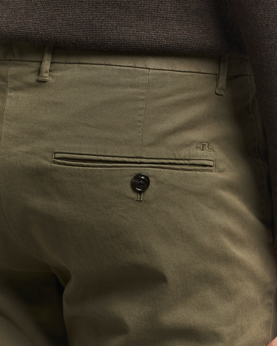 Homme | Pantalons | J.Lindeberg | Ched Cotton Stretch Chinos Forest Green