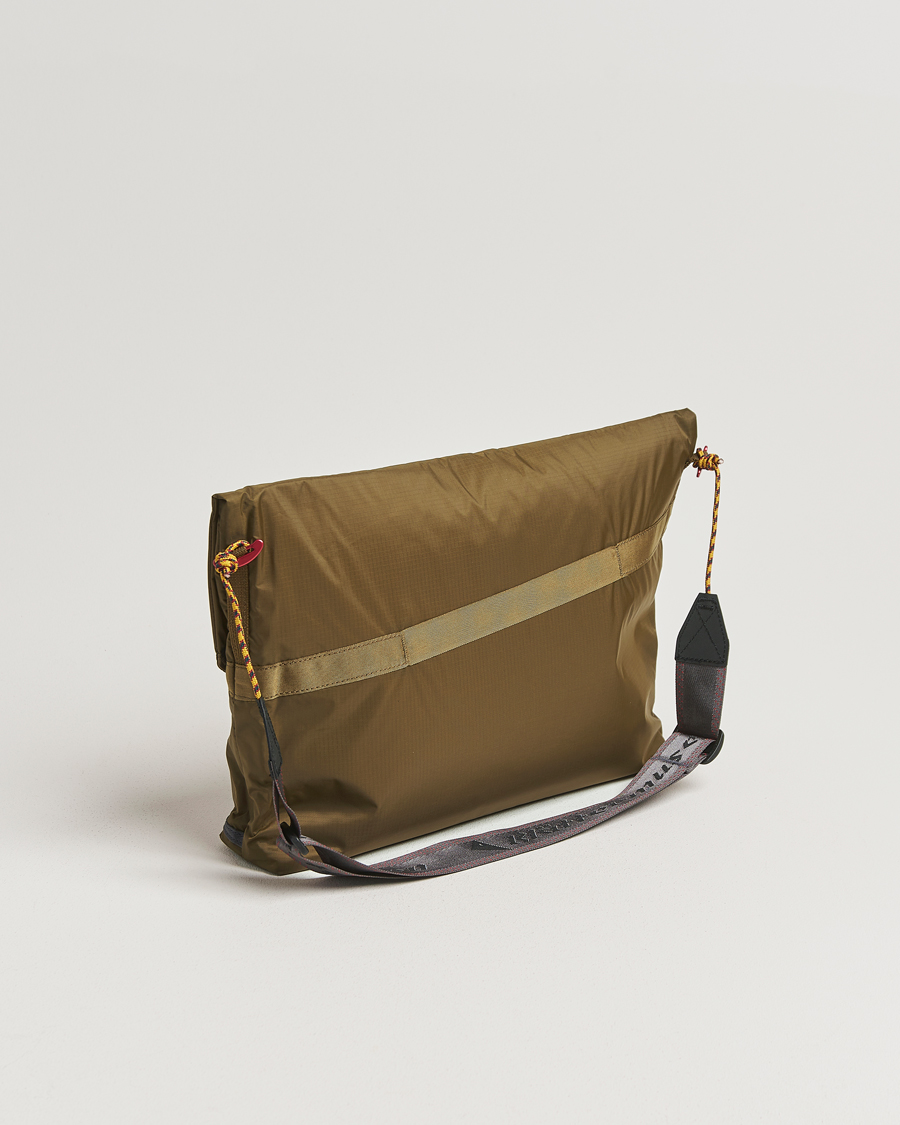 Homme | Klättermusen Grid Messenger Bag Olive | Klättermusen | Grid Messenger Bag Olive