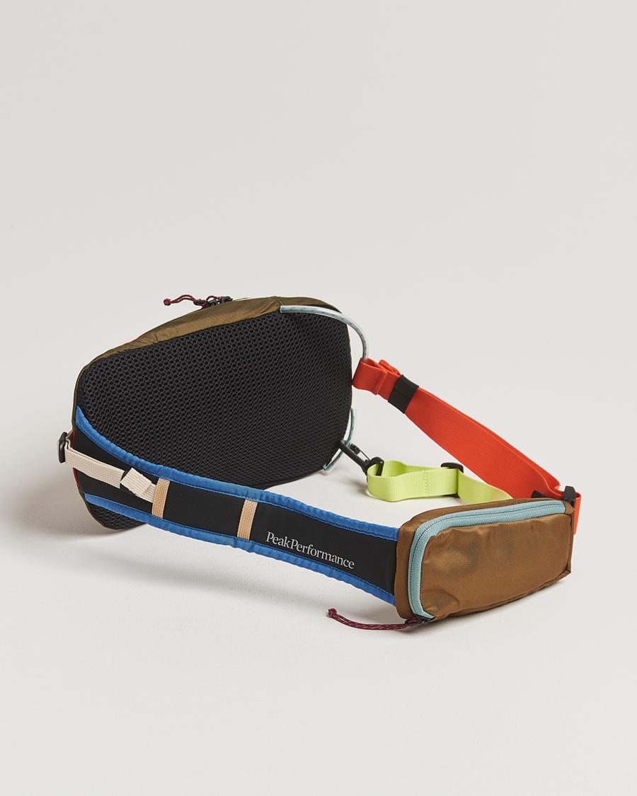 Homme | Peak Performance Outdoor Slingbag Meadow Moss | Peak Performance | Outdoor Slingbag Meadow Moss