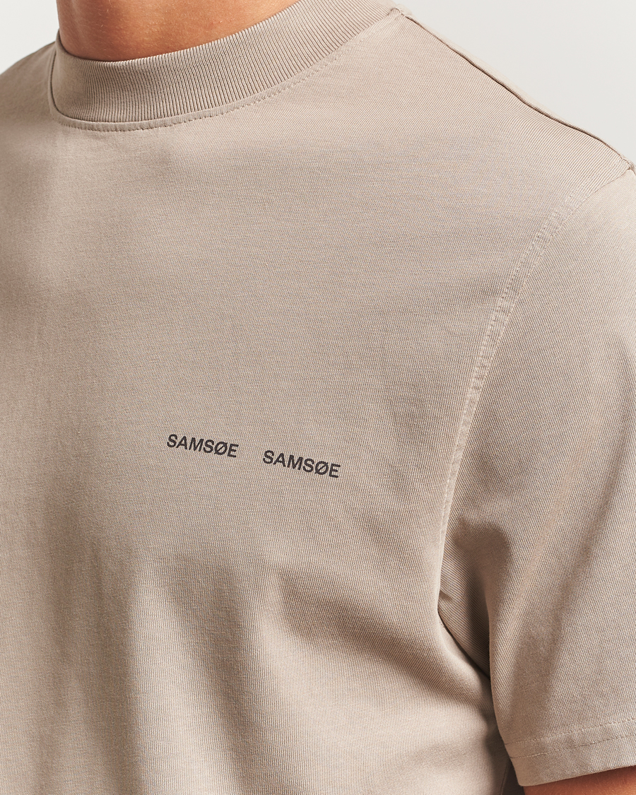 Homme | T-shirts | Samsøe Samsøe | Norsbro Crew Neck T-Shirt Elephant Skin
