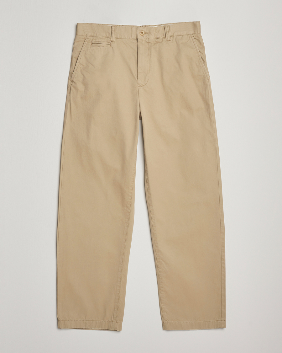 Homme | Pantalons | GANT 240 Mulberry Street | Relaxed Fit Cotton Twill Chinos Woody Beige
