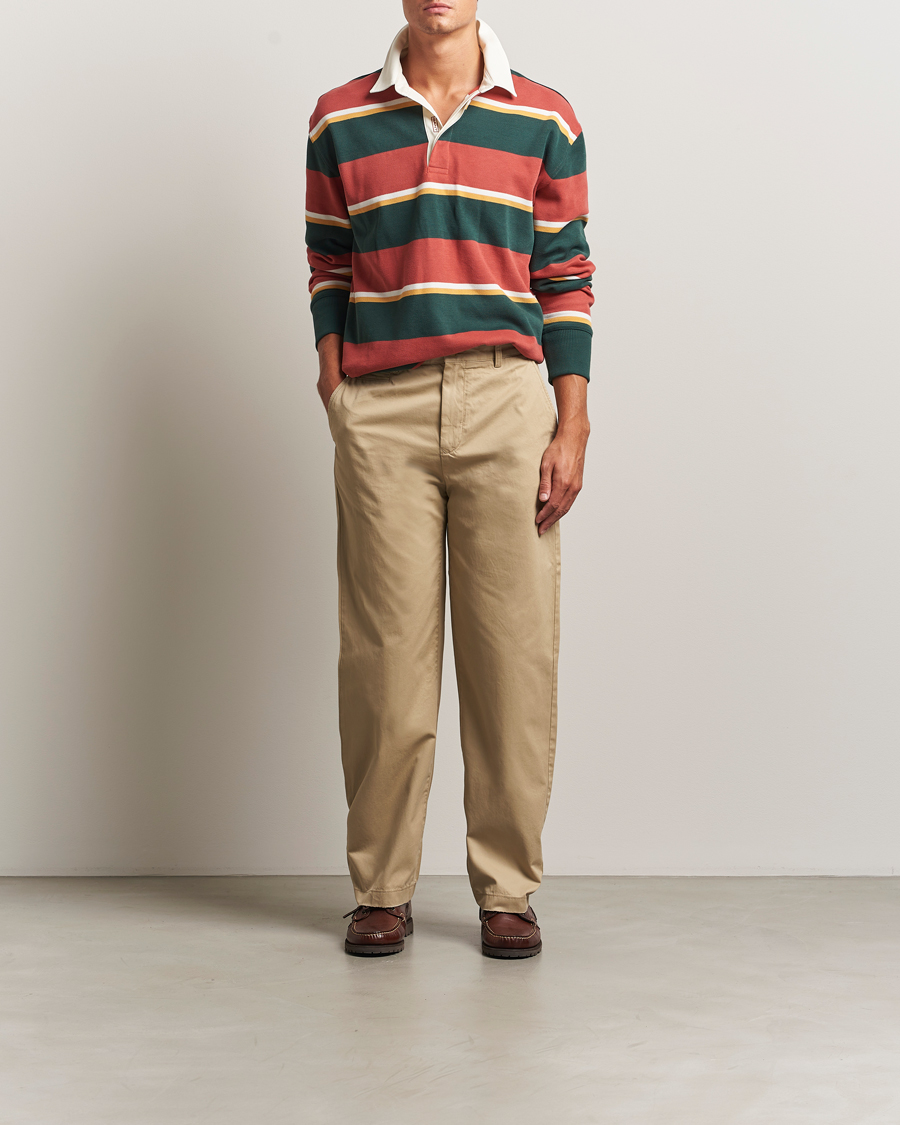 Homme | Pantalons | GANT 240 Mulberry Street | Relaxed Fit Cotton Twill Chinos Woody Beige