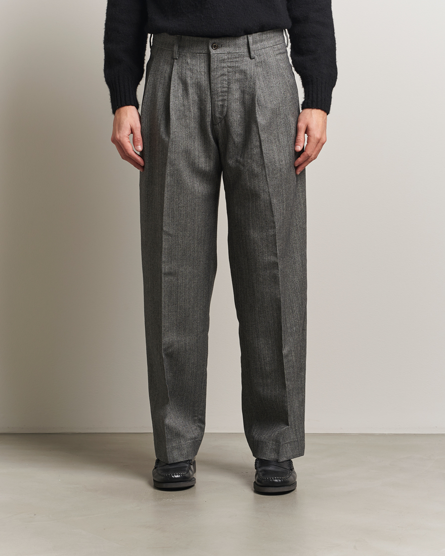 Homme | Pantalons | NN07 | Justin Double Pleated Herringbone Trousers Grey