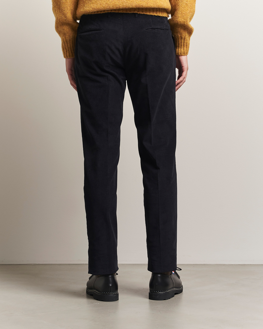 Homme | Pantalons | Incotex | Slim Fit Baby Corduroy Trousers Navy