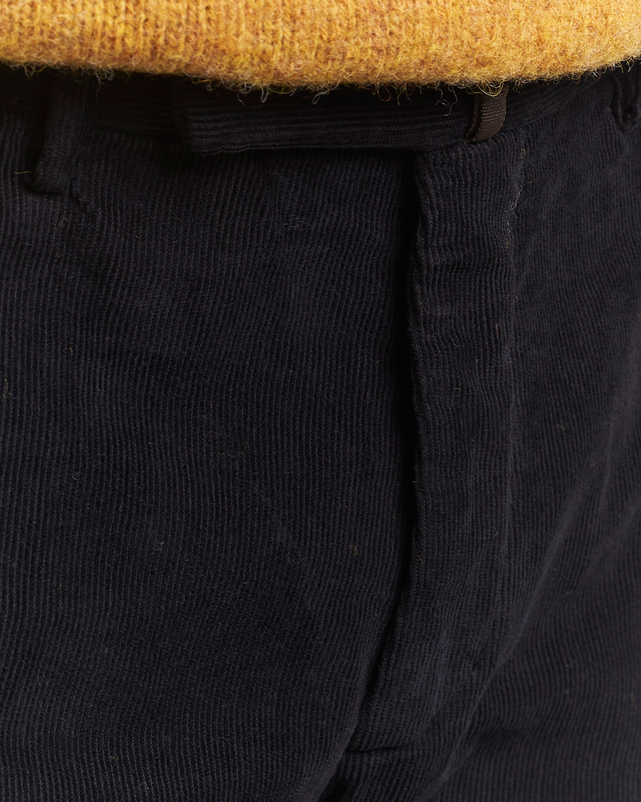 Homme | Pantalons | Incotex | Slim Fit Baby Corduroy Trousers Navy