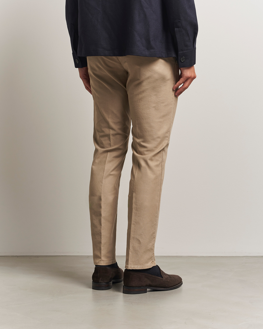 Homme | Pantalons | Incotex | Slim Fit Garment Dyed Slacks Beige