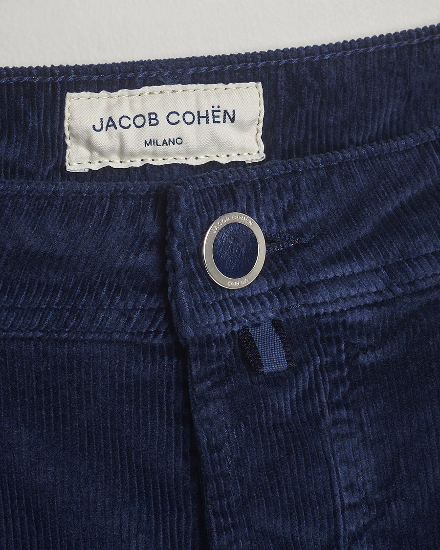 Homme | Pantalons | Jacob Cohën | Bard 5-Pocket Medium Corduroy Trousers Dark Blue