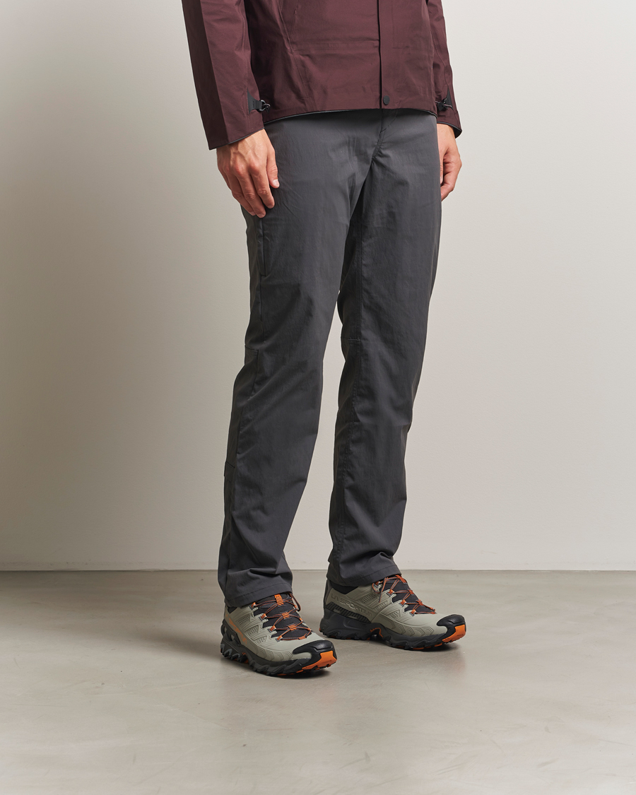 Homme | Chaussures de trail | La Sportiva | Ultra Raptor II Leather GTX Grey/Marmalade