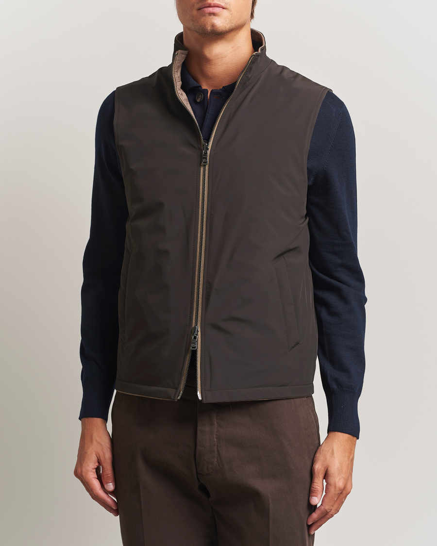 Homme | Gilets | Oscar Jacobson | Nylon/Wool Reversible Vest Brown