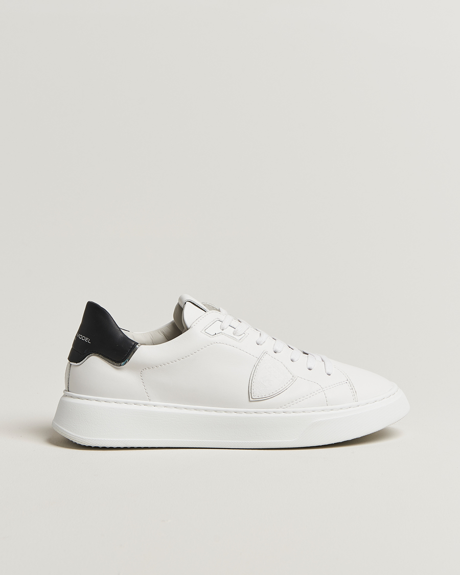 Homme | Philippe Model Temple Low Top Leather Sneakers White/Black | Philippe Model | Temple Low Top Leather Sneakers White/Black