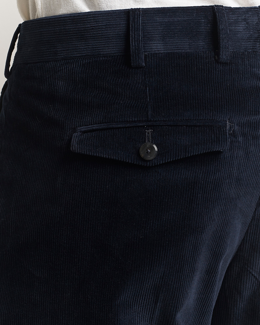 Homme | Pantalons | PT01 | Rebel Fit Pleated Corduroy Trousers Navy