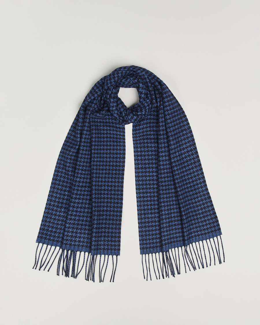Homme | Piacenza Cashmere Cashmere/Silk Houndstooth Scarf Dark Blue | Piacenza Cashmere | Cashmere/Silk Houndstooth Scarf Dark Blue