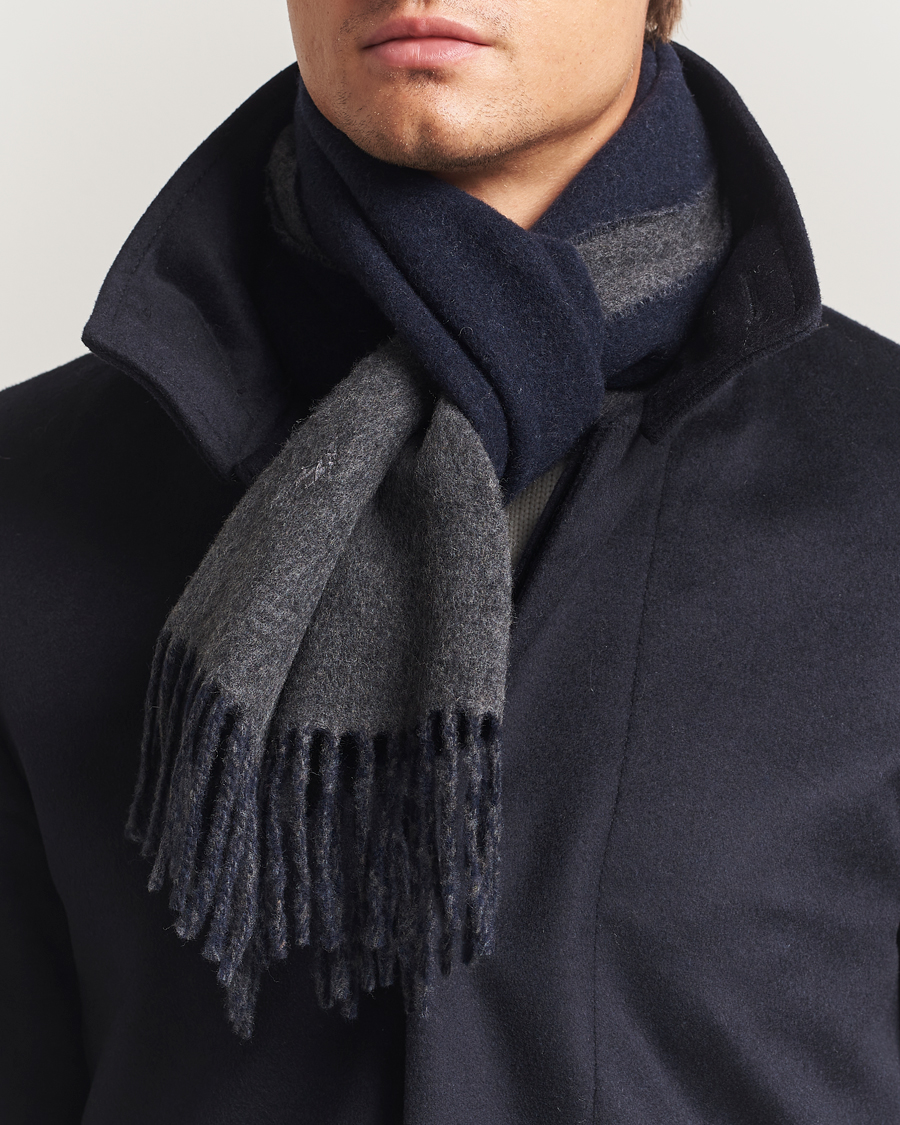 Homme | Polo Ralph Lauren Reversible Wool Scarf Navy/Charcoal | Polo Ralph Lauren | Reversible Wool Scarf Navy/Charcoal
