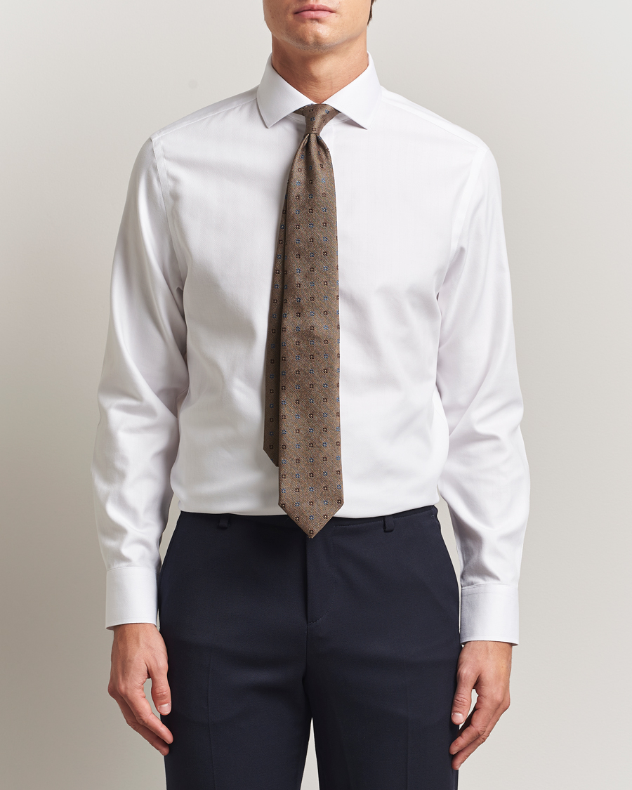 Homme | Chemises | Charles Tyrwhitt | Slim Fit Non Iron Herringbone Cut Away Shirt White