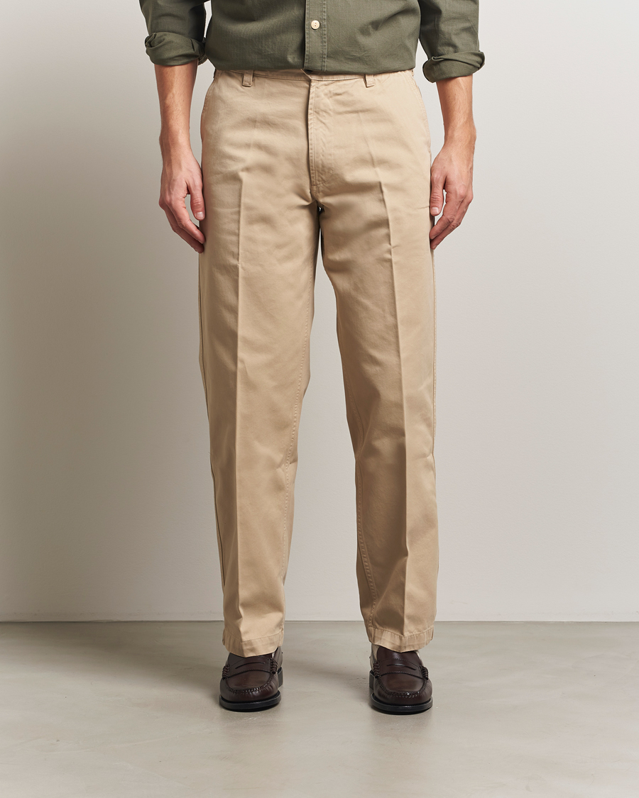 Homme | Pantalons | Drake's | Flat Front Peached Cotton Chino Sand