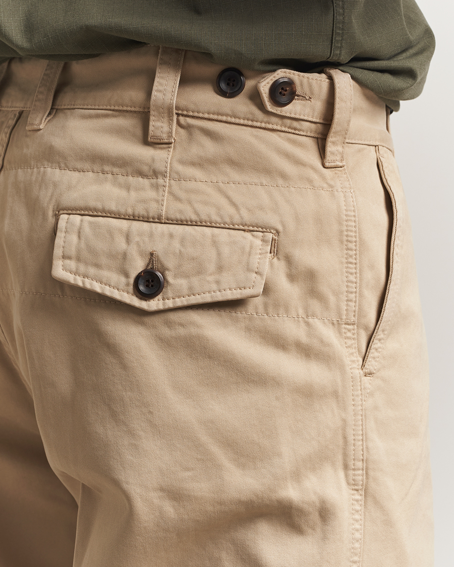 Homme | Pantalons | Drake's | Flat Front Peached Cotton Chino Sand