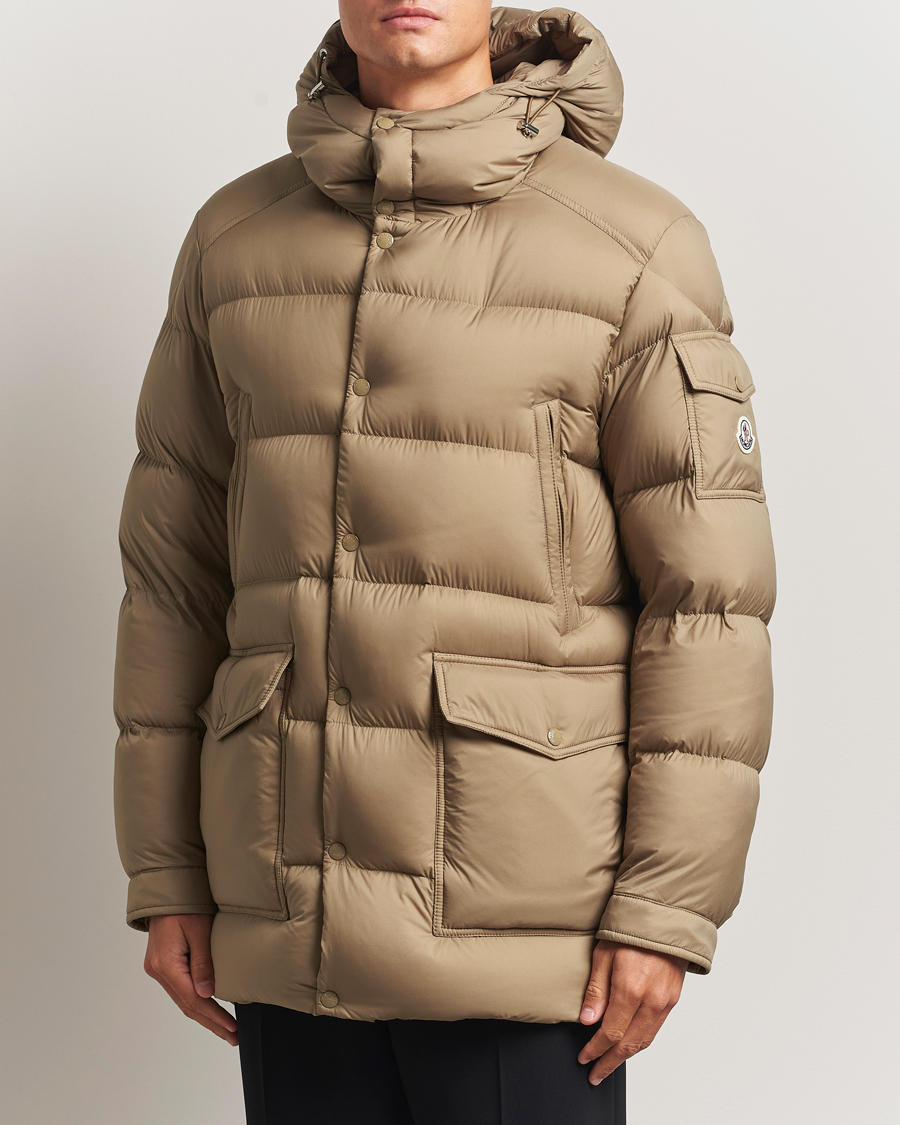 Homme | Manteaux Et Vestes | Moncler | Bretagne Down Parka Beige