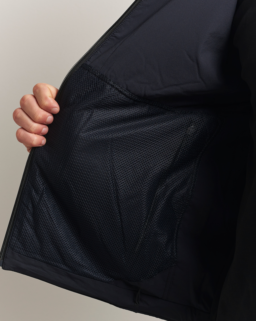 Homme | Manteaux Et Vestes | Houdini | Puff Up Insulated Houdi True Black