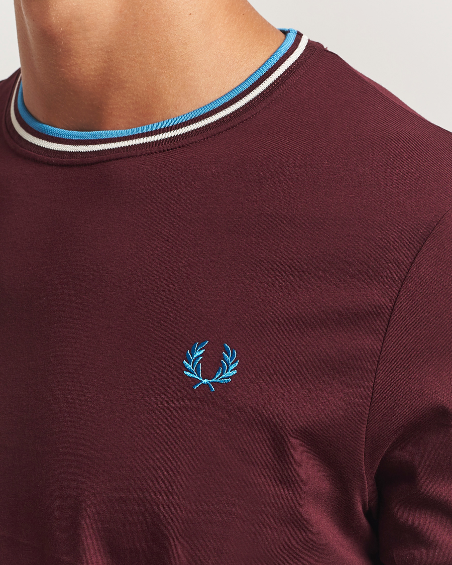 Homme | T-shirts | Fred Perry | Twin Tipped T-Shirt Oxblood