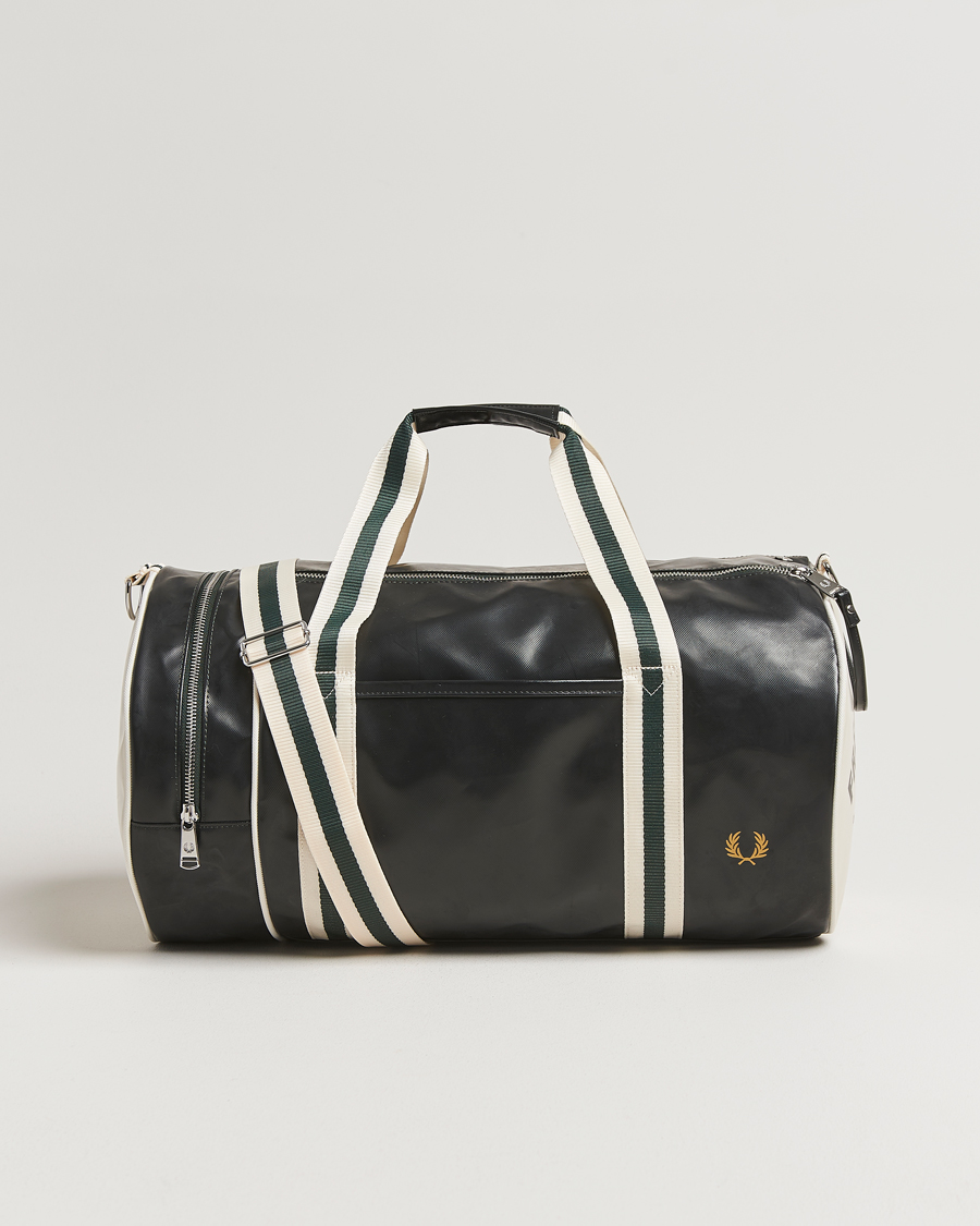 Homme | Fred Perry Classic Barrel Bag Night Green/Ecru | Fred Perry | Classic Barrel Bag Night Green/Ecru